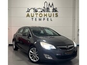 Opel Astra - 1.6 Turbo Cosmo Automaat Nap Airco Leder Stoelverw Pdc Cruis
