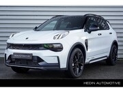 Lynk & Co 01 - 1.5 More MORE | Panoramadak | 360° camera | Stuurverwarming 