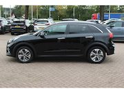 Kia e-Niro - ExecutiveLine 64 kWh / Trekhaak / Camera / Leder / Keyless /