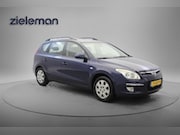 Hyundai i30 - 1.6i Dynamic - Airco, Trekhaak