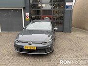Volkswagen Golf - 1.0 TSI Life / Airco clima/ Navigatie/ Cruise/ Apple carplay