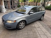 Volvo V50 - 2.4 Kinetic AUTOMAAT | AIRCO | SCHADE