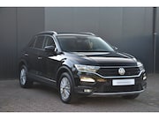 Volkswagen T-Roc - 1.5 TSi 150 PK Style * Navigatie * Nette Auto * Automaat