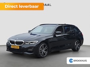 BMW 3-serie - Touring 330e 292pk M-Sport | Leder | Trekhaak | Org. NL | Cr