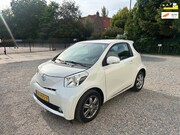 Toyota iQ - 1.0 VVTi Aspiration