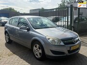 Opel Astra - 1.6 Cosmo airco cruis control cv op afs