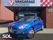 Suzuki Swift - 1.2 Style Smart Hybrid // CAMERA // APPLE CARPLAY - ANDROID