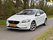 Volvo V40 - 1.6 D2 Kinetic | Cruise + Navi