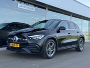 Mercedes-Benz GLA-Klasse - 200 AMG Line automaat , wegklapbare trekhaak , achteruitrijc