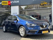 Renault Mégane - IV TCe 140 EDC Limited | All seasonbanden | Parkeersensoren