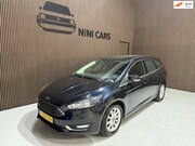 Ford Focus - Wagon 1.0 Titanium Edition voorzien van leuke optie's
