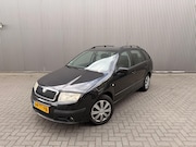 Skoda Fabia - 1.4-16V Spirit+ Airco|Cruise control|Elektrische ramen|