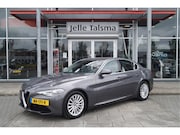 Alfa Romeo Giulia - 2.0T Super | Climate Control | Navigatie | Afneembare Trekha