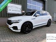 Volkswagen Touareg - 3.0 TSi eHybrid 4MOTION R|Pano|Leder|BTW auto
