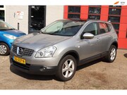 Nissan Qashqai - 2.0 dCi Tekna Premium 4WD , AUTOMAAT NAVI LEER PANO