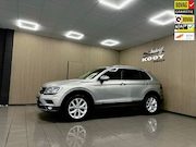 Volkswagen Tiguan - 1.4 TSI 4Motion Highline * 1e Eig / Automaat / Panoramadak /