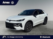 Volkswagen T-Roc - 1.5 eTSI 115pk DSG Life First Edition | Dodehoeksensoren | A