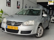 Volkswagen Jetta - 1.6 Trendline/ AUTOMAAT/ nap/ 1jaar apk/ airco/ EL-ramen/ ze