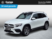Mercedes-Benz GLB - 180 AMG Line | Panoramadak | Achteruitrijcamera | Sfeerverli
