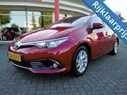 Toyota Auris - 1.8 HYBRID DYNAMIC AUTOMAAT CAMERA/PANORAMADAK/NA