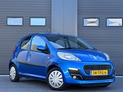 Peugeot 107 - 1.0 Première | Trekhaak | Airco | 5drs | APK |