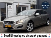 Volvo V60 - 1.6 T4 Kinetic | 180 PK | Automaat | Trekhaak | Climate Cont