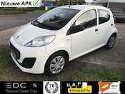Peugeot 107 - 1.0 Airco | 5-Deurs | Facelift | NAP | 2e Eigenaar
