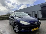Peugeot 206 - 1.4 Gentry Automaat Clima