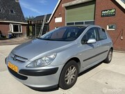 Peugeot 307 - 1.6-16V XT