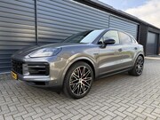 Porsche Cayenne Coupé - 3.0 S E-Hybrid 520 Pk Achterasbesturing/22 inch/stoelkoeling