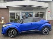 Toyota C-HR - 1.8 Hybrid Style Bi-Tone BSM Apple CarPlay/Android Auto JBL