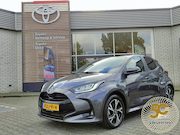 Toyota Yaris - HYBRID 115 DYNAMIC STOEL/STUURVERW 16'' LM-VELGEN AD-CRUISE