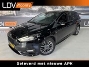 Ford Focus - 1.5 Benzine ST-LINE / 117573 km / Trekhaak / CarPlay / PDC /