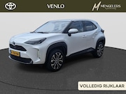 Toyota Yaris Cross - 1.5 Hybrid First Edition RIJKLAAR | Trekhaak | All season |