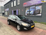 Opel Astra - 1.4 Business Edition bijgeluid bij de versnelling