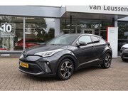 Toyota C-HR - 1.8 HYBRID DYNAMIC ALL-SEASON BANDEN STOELVERW. DODEHOEKDETE
