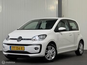 Volkswagen Up! - 1.0 BMT high up! [ NAP led cruise Spotify BT audio pdc]