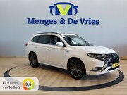 Mitsubishi Outlander - 2.4 PHEV S-Edition Airco ECC | Panorama | Trekhaak | Adaptiv