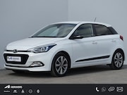 Hyundai i20 - 1.0 T-GDI Essence / Trehkaak / Navigatie / Apple & Android A