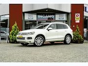 Volkswagen Touareg - 3.0 TSI Hybrid Highline | Pano | Trekhaak