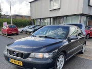 Volvo S60 - 2.4 Edition Automaat. Nette auto met een Apk T/m 03-06-2027