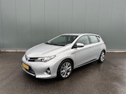 Toyota Auris - 1.8 Hybrid Executive CAMERA | HALF LEDER | ONDERHOUDSBOEKJE