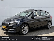 BMW 2-serie Active Tourer - 218i High Executive / Trekhaak ( 1300 kg ) / Parking Pack / 