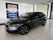 Skoda Octavia - Combi 1.4 TSI iV PHEV Business Edition Carplay / stuur verwa