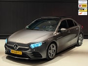 Mercedes-Benz A-klasse - A200 AMG Panoramadak|Sfeer|Camera|Bomvol|