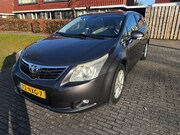 Toyota Avensis - 2.0 VVTi Business