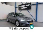 Skoda Octavia - Combi 1.0 e-TSI Ambition Automaat - N.A.P. Airco, Cruise, PD