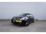 Alfa Romeo Giulietta - 1.4 T Distinctive Climate / Cruise / Parkeers. / Elektr. ram