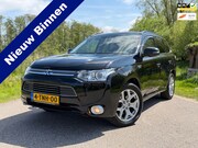 Mitsubishi Outlander - 2.0 PHEV Instyle+ AWD Automaat | Schuif-/Kanteldak | Leder |
