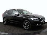 Volvo XC60 - 2.0 T8 Twin Engine AWD R-Design |SOH 91.4% | Trekhaak | Pano